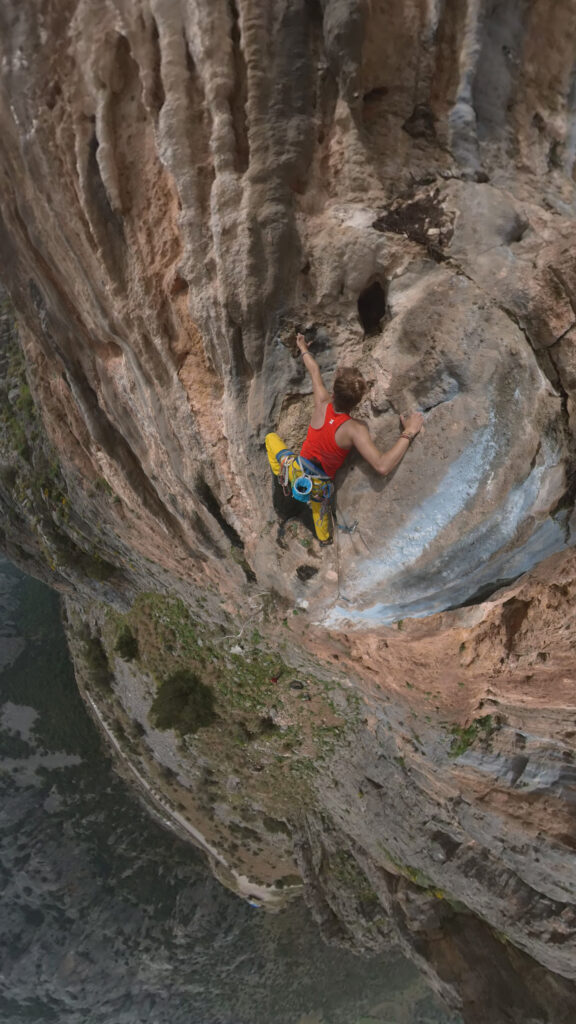 Hoch klettern und tief schauen.