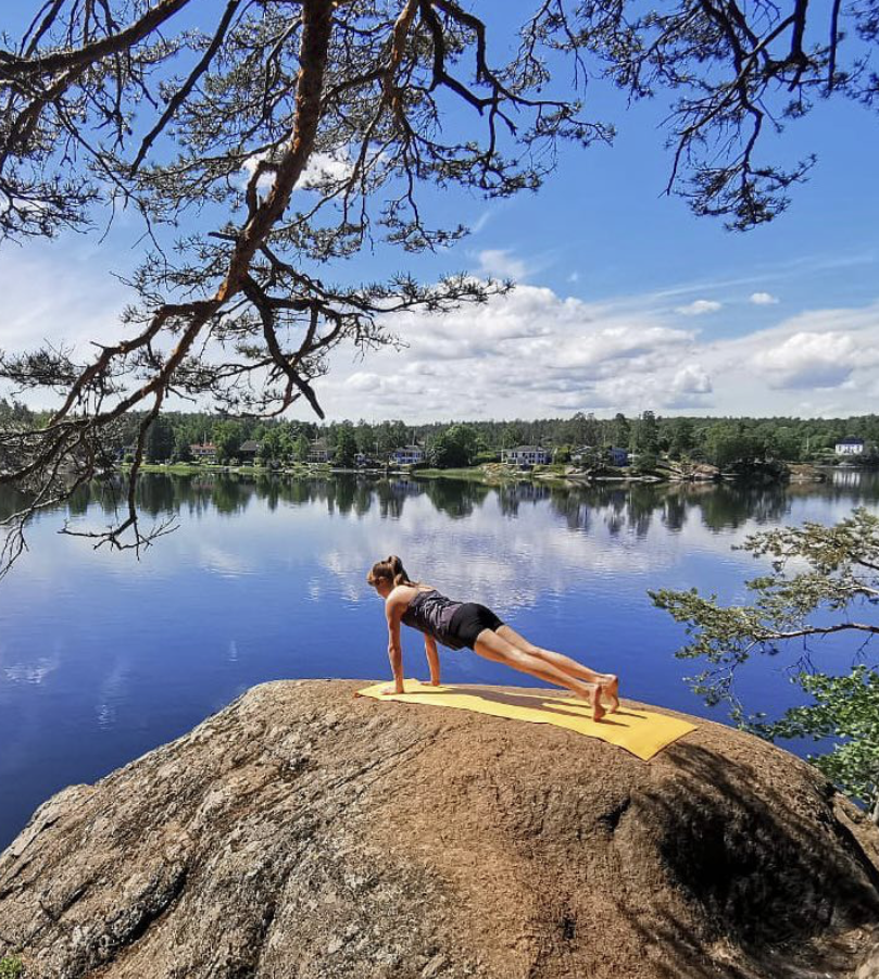 Yoga am See in Schweden